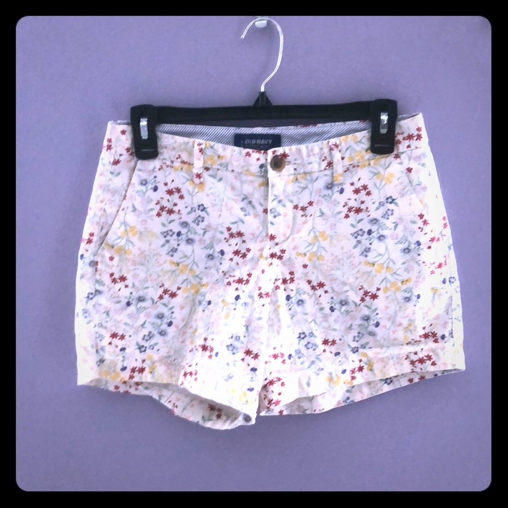 Floral print shorts
